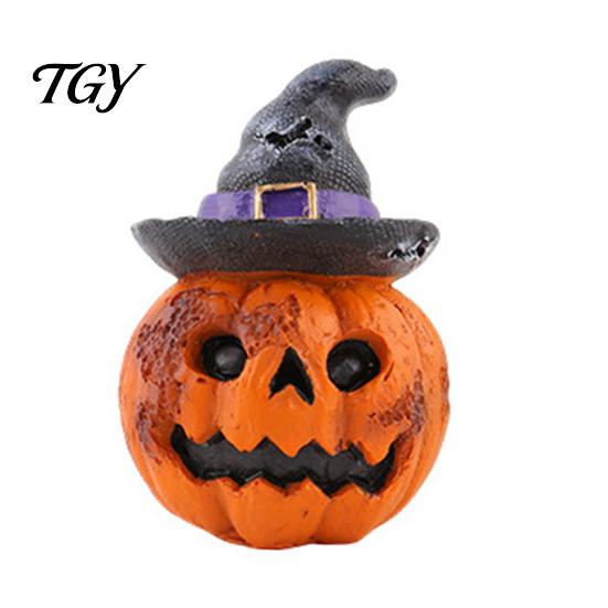 Atmosphere Creating Holiday Props Halloween Resin Figurine, Spooky Skeleton Pumpkin Ghost Statue for Durable Craft Ornaments Tiered Tray, Tabletop,