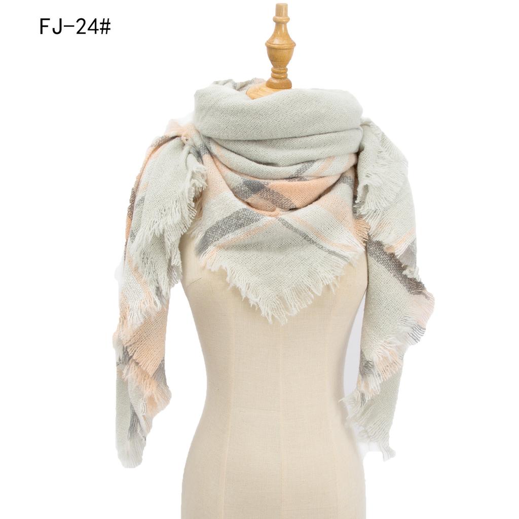 Autumn and Winter New Thickened Warm Circled Yarn Prickly Wool Plaid Square Scarf Scarf Female