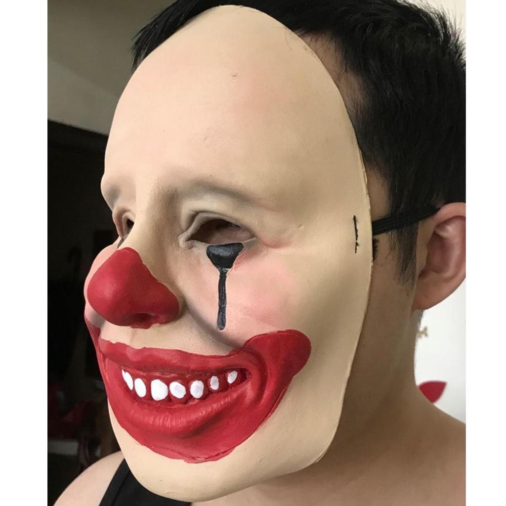 Terrifying clown mask
