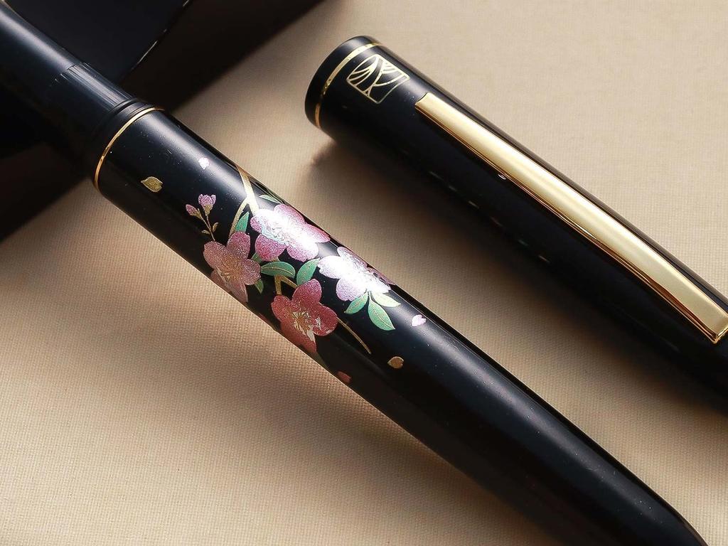 WANCHER Kuretake Modern Sakurauta Fountain Pen Limited Edition Fountain Fine Maki-e [WANCHER Pen] (F Nib)