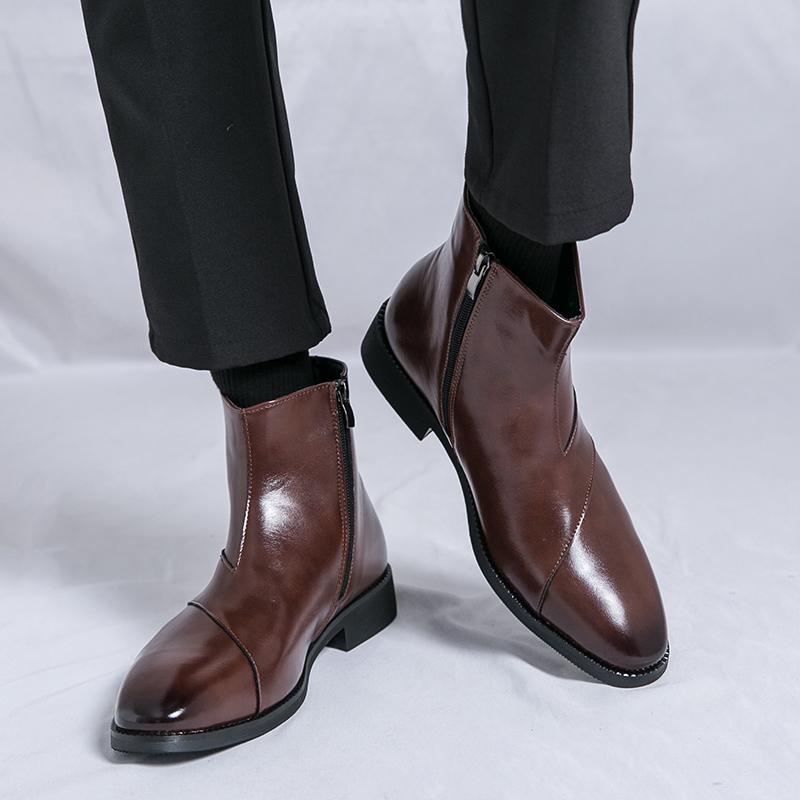 Мужские высокие кожаные ботинки. Модный минималистичный дизайн. Модные вечерние повседневные офисные и деловые мужские короткие ботинки.
