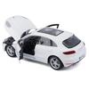 Bburago 1/24 Scale Porsche Macan White / Diecast Model Car, Finished Model, 18-21077 WT
