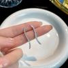 Серьги-гвоздики 'Волна' Женские Маленькие Микро-инкрустированные Цирконами Модные Личностные Легкая Роскошь Ушные Украшения для Подруг