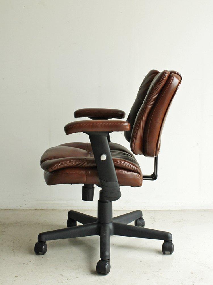 Баннер офисного кресла Touma от Okawa Furniture