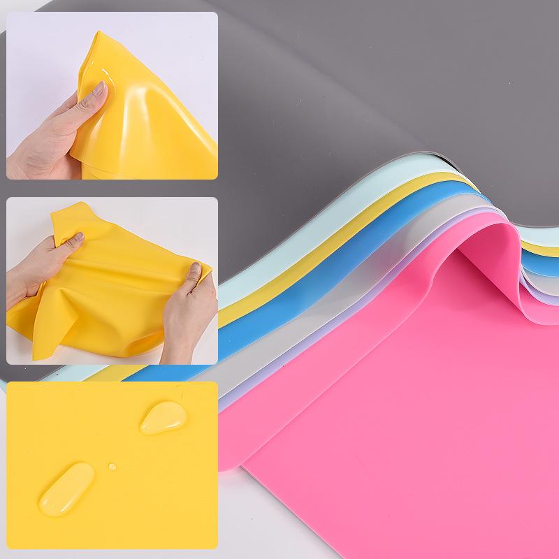 Silicone Pad Waterproof Placemat Table Mat Heat Insulation Pad Anti-skidding Washable Resin Pad for DIY UV Epoxy Crafts