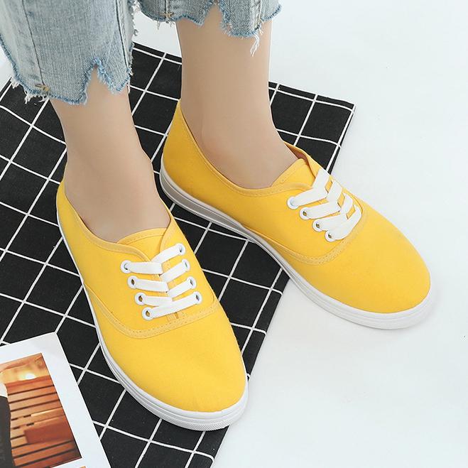 Женские однотонные парусиновые кроссовки, простые стильные прогулочные туфли на плоской подошве со шнуровкой, повседневная и легкая студенческая обувь, обувь для отдыха