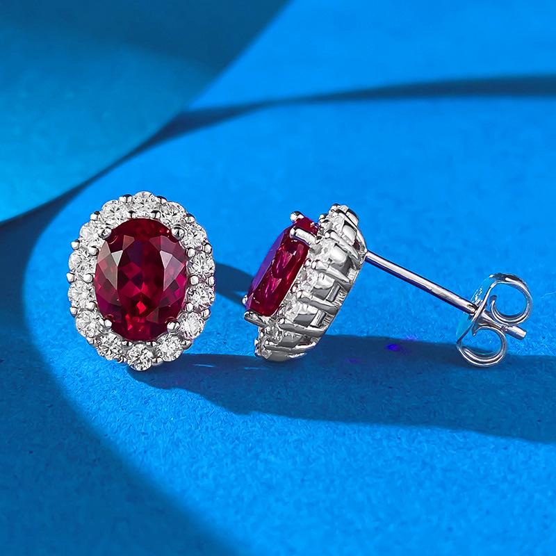 Xiancan Jewelry Серьги-пусеты из серебра S925 с овальным красным корундом - Модный повседневный универсальный стиль