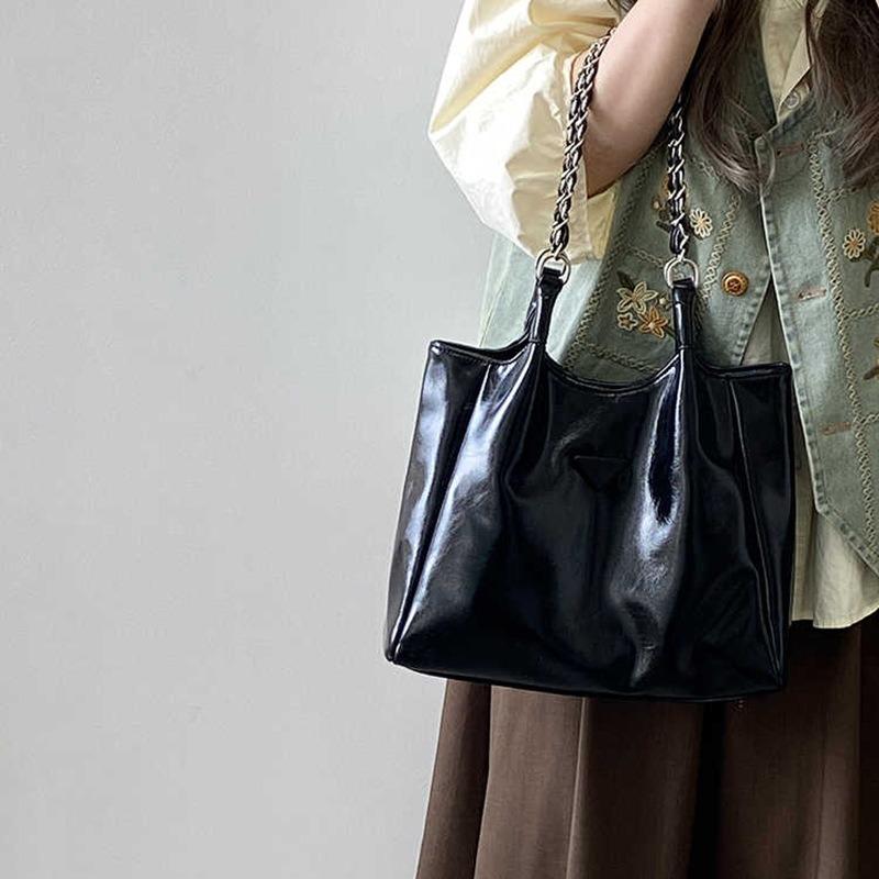 Сумка-тоут новая модная женская сумка большой вместимости сумка на цепочке универсальная портативная сумка через плечо большая сумка