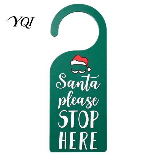 Christmas Door Hanger Decorations Handle Sign, Santa Please Stop Here Plastic Red Green Sign Festive Knob for Holiday Bedroom Decoration Cute