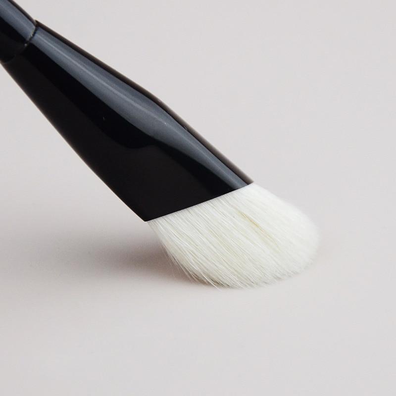 Роскошный черный консилер для кончиков пальцев, кисть для макияжа с тенями для век, мягкая высококачественная козья шерсть, косметический инструмент для растушевки глаз