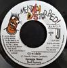 7-дюймовая пластинка SPRAGGA BENZ / RED SQUARE - Gi Wi Dem NONE Психически расстроен 2000 Ямайка Регги, Ска и Даб Б/У