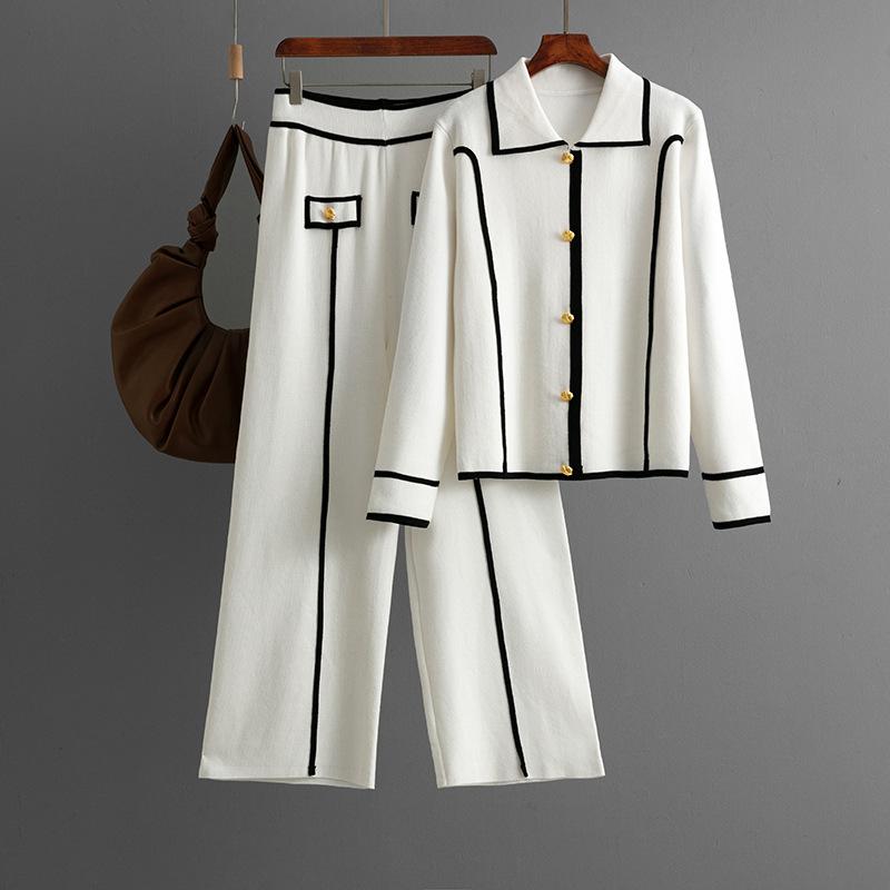 Новый осенне-зимний вязаный модный комплект для женщин, включающий повседневный свитер с воротником поло и брюки широкого кроя