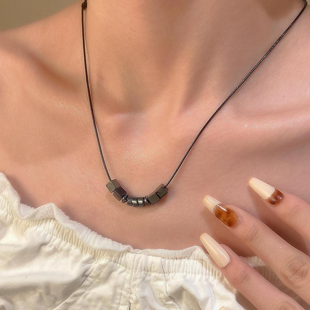 Punk Rivet Cross Clavicle Chain Choker Necklace for Men & Women