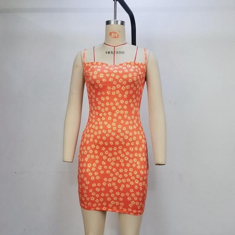 Женские обтягивающие платья с открытой спиной в горошек