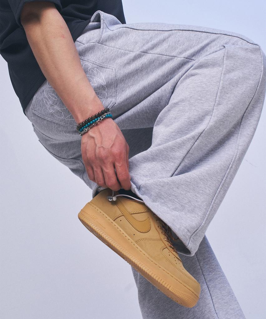 SOMEPLACE MAN Embroidered Detail Curved Wide Cut Sweatshirt String Training Pants _3 Colors