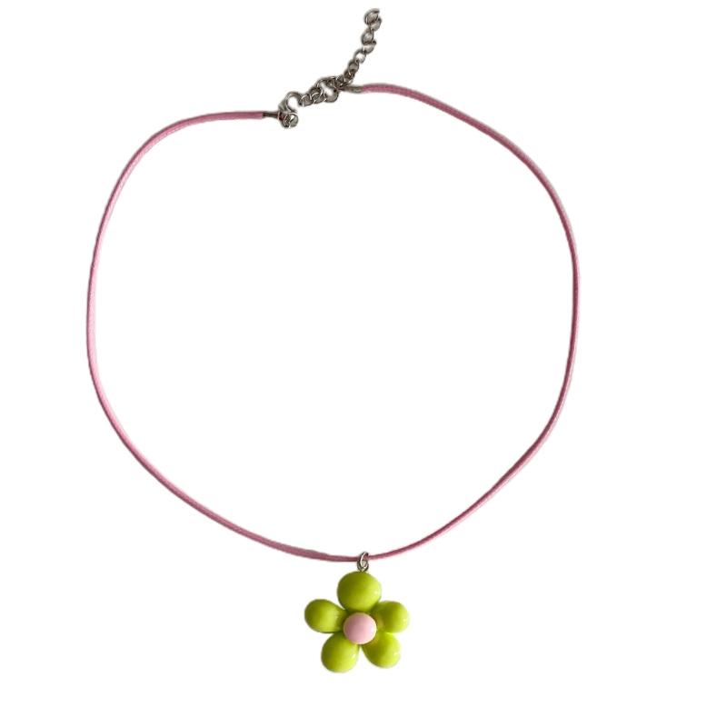 Cute Flower Necklace Colorful Pendant Necklace Romance Neck Jewelry Acrylic Material Gift for Girls and Youthful Women