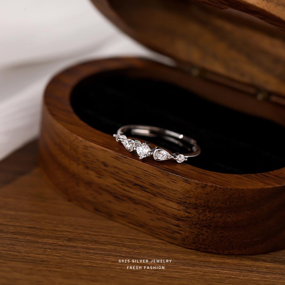925 Sterling Silver Shiny Zircon Geometric Ring for Women Simple Elegant Party Wedding Jewelry Accessories