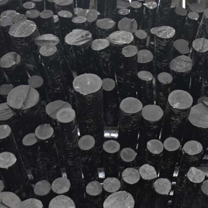 Treated Larch Wooden Utility Poles