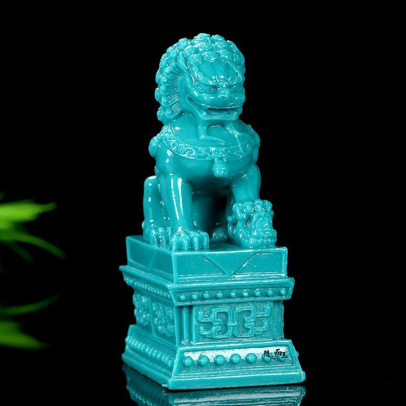 Chinese Natural Turquoise Handcarved Exquisite Male and Female Lions Statues A Pair Carving Living Room Home Decoration Mascot