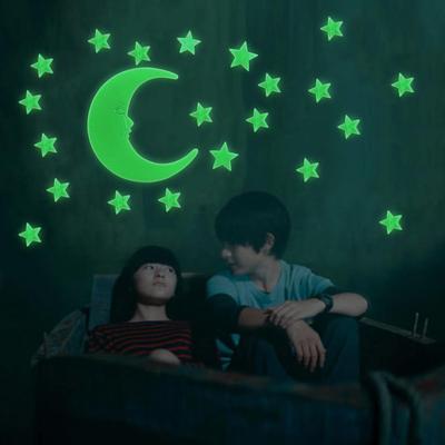 Светящиеся наклейки для украшения декора в форме полумесяца и звезд. В комплекте 12 шт