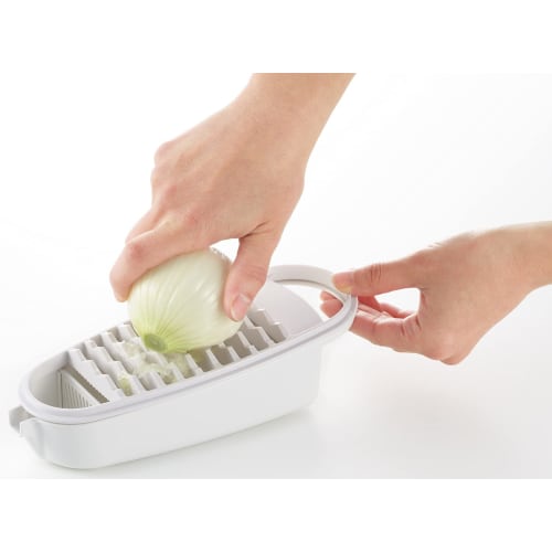 Yoshikawa Slicer/Grater, Made in Japan, for Grating Daikon Radish, Fruit, and Apples, SJ3303
