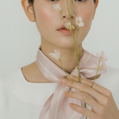 AVVINA PELLE Long Twilly Silk Scarf - Pale Blush