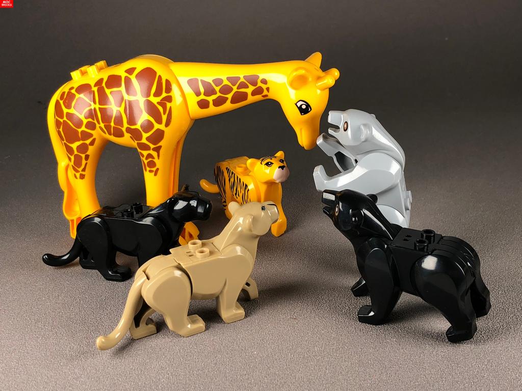 MOC Bricks Animal Zoo Tiger Leopard Elephant Wolf Shark Polar Bear Whale Building Blocks Kids Toys Farm Figures Assemble