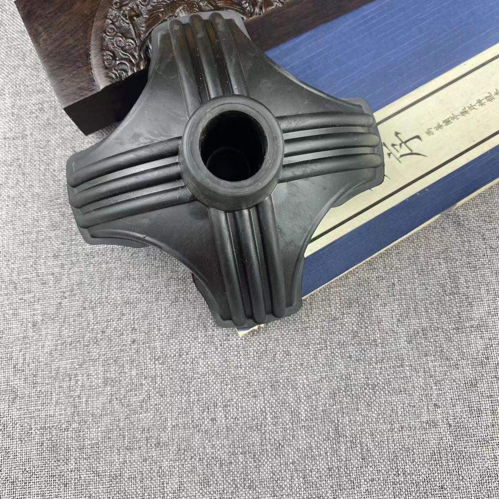 Комплект противоскользящих накладок на костыли с четырьмя ножками и утолщенной износостойкой головкой трости