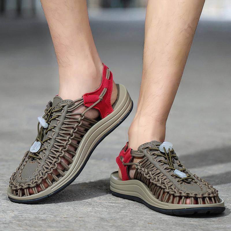 Модные летние сандалии на мягкой подошве, удобные мужские сандалии, качественный плетеный дизайн, пляжные дышащие повседневные сандалии на плоской подошве, тренды, уличные сандалии