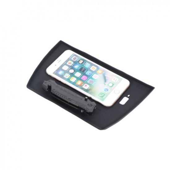 Черная противоскользящая силиконовая подставка с беспроводной зарядкой для Subaru Forester 2025+