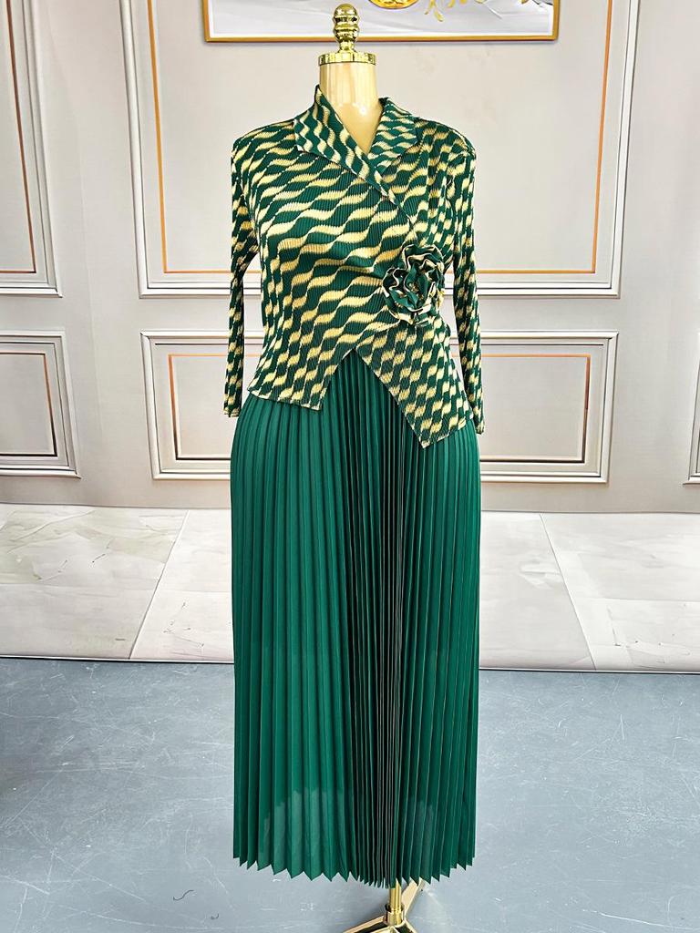 Женское платье большого размера с плиссировкой и принтом золотой фольгой высокого класса, с длинной юбкой, имитирующей двойку - Повседневный стиль