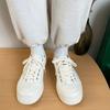 Универсальны весной и летом: милые туфли на высокой подошве с толстой подошвой, парусиновая обувь, женская корейская версия, студенческие маленькие белые туфли, модные туфли для досок.