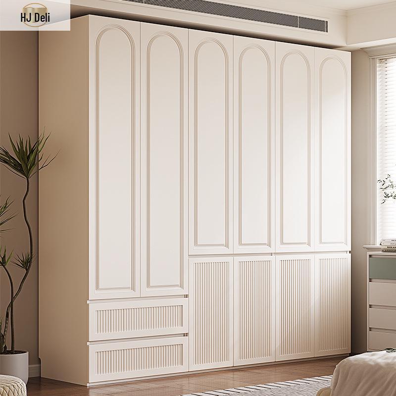 Modern Solid Wood Wardrobe: Light Luxury Storage Solution for Small Apartments