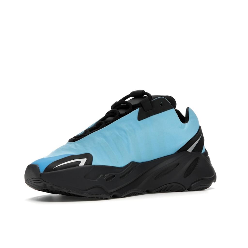 Adidas Yeezy Boost 700 MNVN Яркие голубые кроссовки унисекс синие GZ3079