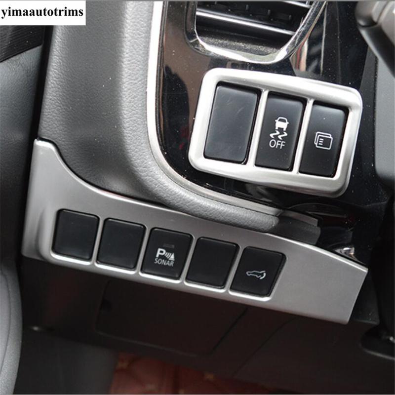 Накладки и Аксессуары для Mitsubishi Outlander 2013 - : Лампа для чтения в салоне, Стеклоподъемник, Динамик двери, Панель приборов, Панель кондиционера