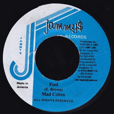 7-дюймовая пластинка MAD COBRA - Fool NONE Jammy's Records 2002 Ямайка Регги, Ска и Даб Б/У