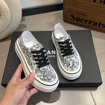 Туфли на платформе из парусины 2024 года, летние новые женские туфли со шнуровкой, дышащие кроссовки, повседневные маленькие белые туфли