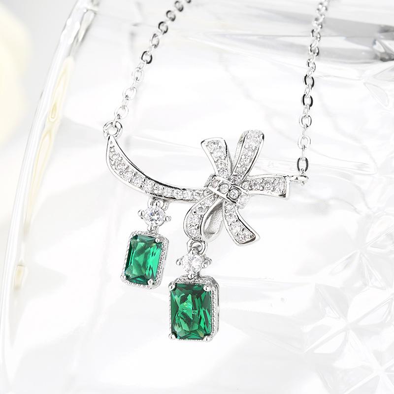 Jewelry Necklace Jewelry Ruby Zircon Pendant Fashion Emerald Butterfly Clavicle Chain New Women's