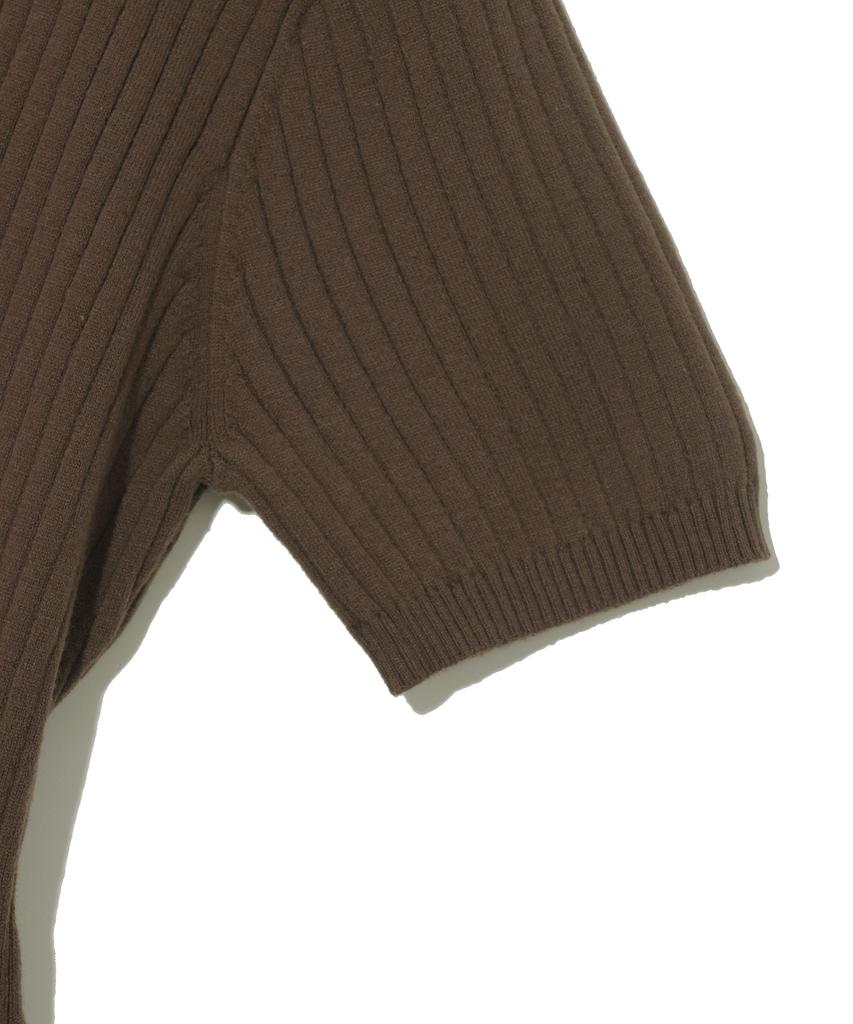Yale Slit Neck Half Sleeve Knit Dress_Brown