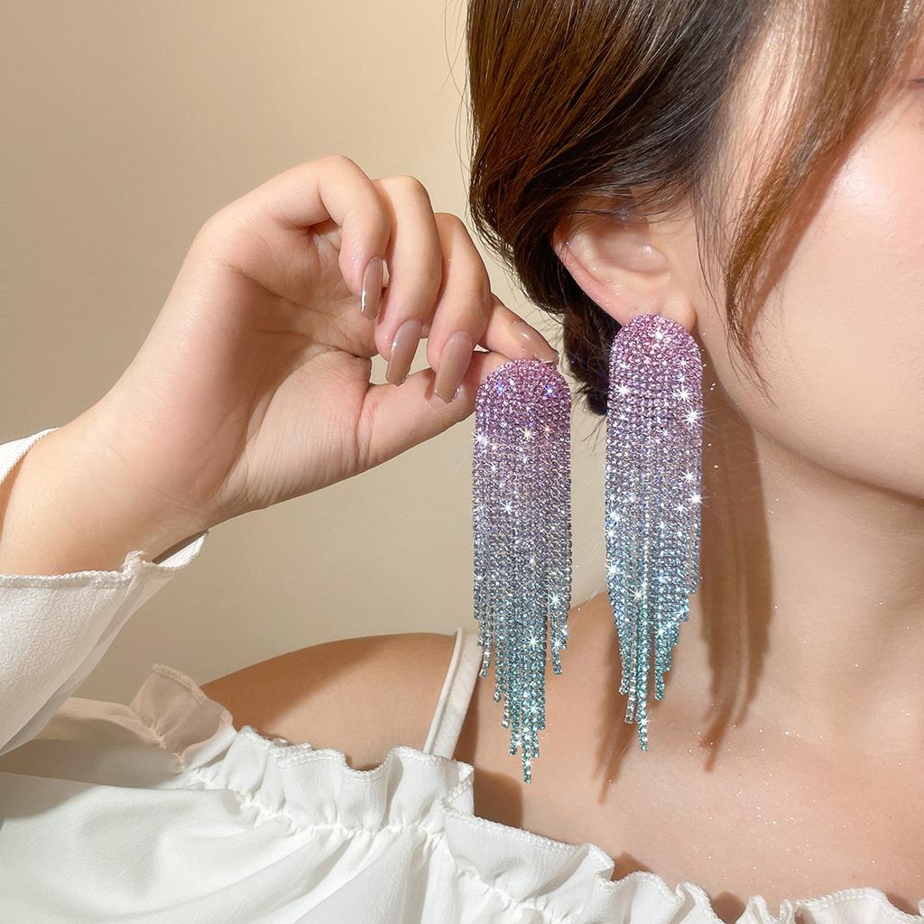 Европа и Соединенные Штаты Темперамент Градиент Цвет Tide Flash Drill Длинные серьги с кисточками Женские серьги высокого уровня Sense Of Серьги для невесты
