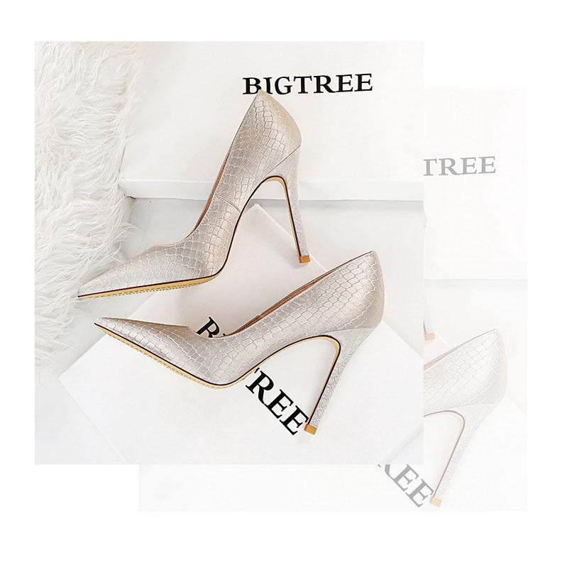 Европейская и американская мода, пикантные тонкие высокие каблуки, атласные туфли с острым носком и рыбьей чешуей