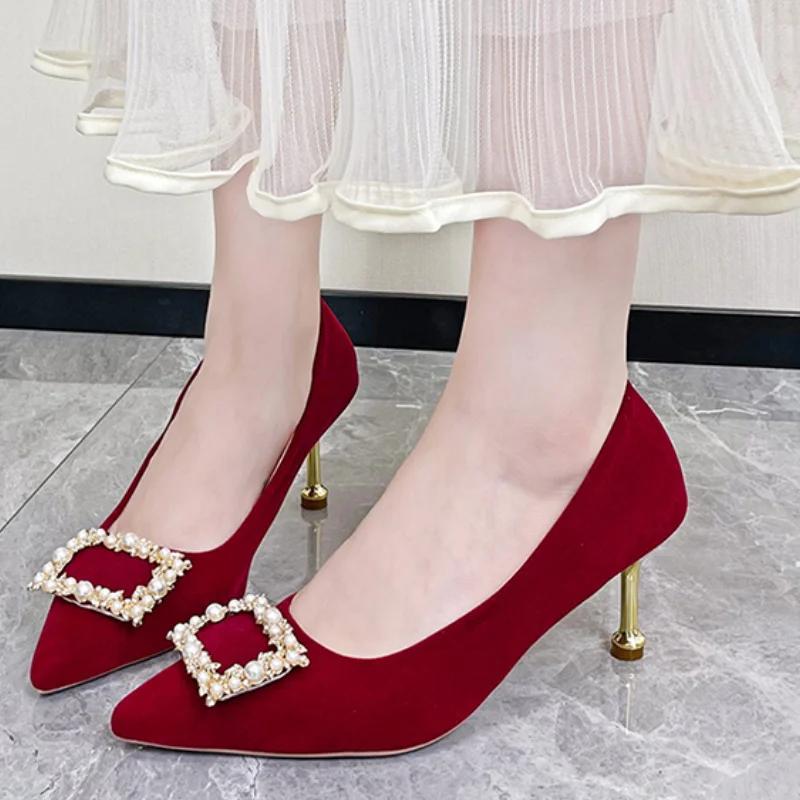 Fashion 2024 New Spring Women's Shoes Temperament Chinese Xiuhe Diamond Pointed Fashion Fine with Bridal Wedding Shoes Dress Shoes