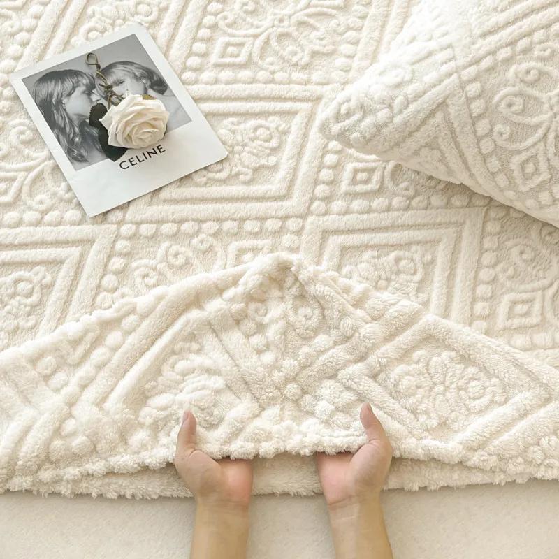 Мягкий плюшевый теплый чехол для матраса, зимний бархатный материал, простыня на резинке, утолщенный теплый чехол для матраса, несколько размеров