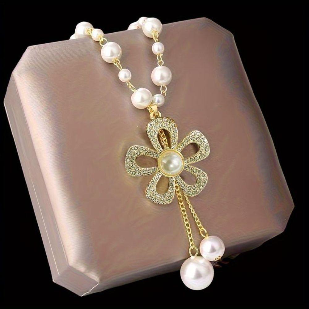 1Pcs Elegant Temperament Pearl Necklace Vintage Sweater Chain  Women's Jewelry Accessories