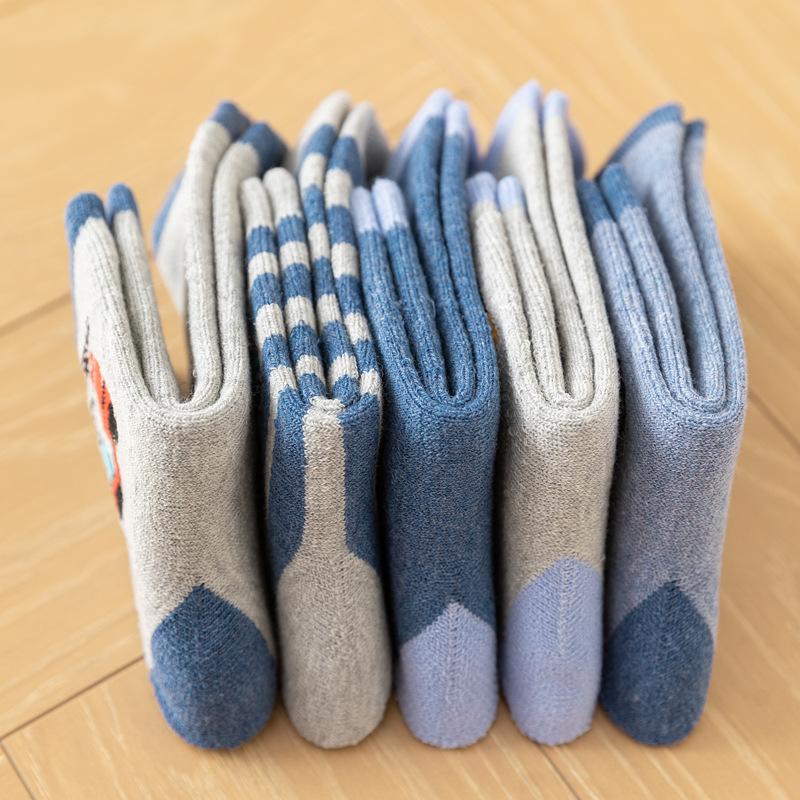 Утолщенные носки с изображением машинок из мультфильмов, махровые детские носки, модные теплые детские носки среднего размера для малышей