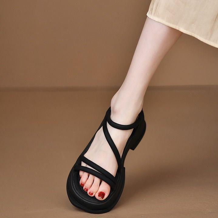 2025 new summer Internet celebrity super fire Roman sandals female outerwear fairy style student platform versatile skirt