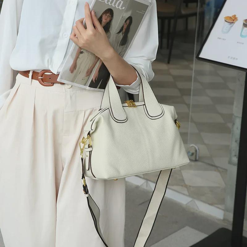 2025 Fashionable Large-Capacity Genuine Leather Crossbody Bag - Stylish Women's Handheld & Shoulder Design