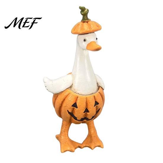 Creative Holiday Props Halloween Figurines Table Decor, Cute Ghost Duck Ornament, Resin Statue Spooky Desk Decor Figurine for Centerpiece Shelf