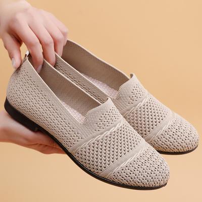 Новая весенне-летняя дышащая женская обувь из мушиной ткани, тканевая обувь старого Пекина на плоской подошве, модная повседневная обувь-лоферы для мам