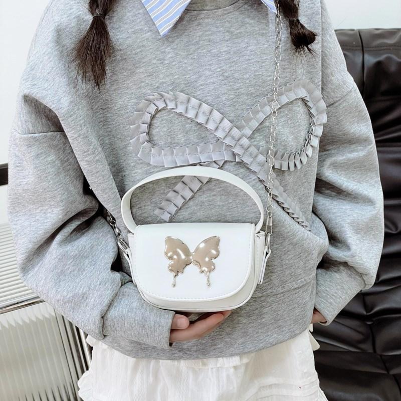 Простая и модная маленькая квадратная сумка женская 2025 новая модель с детской сумкой бабочка милая однотонная сумка-мессенджер на плечо для перекуса